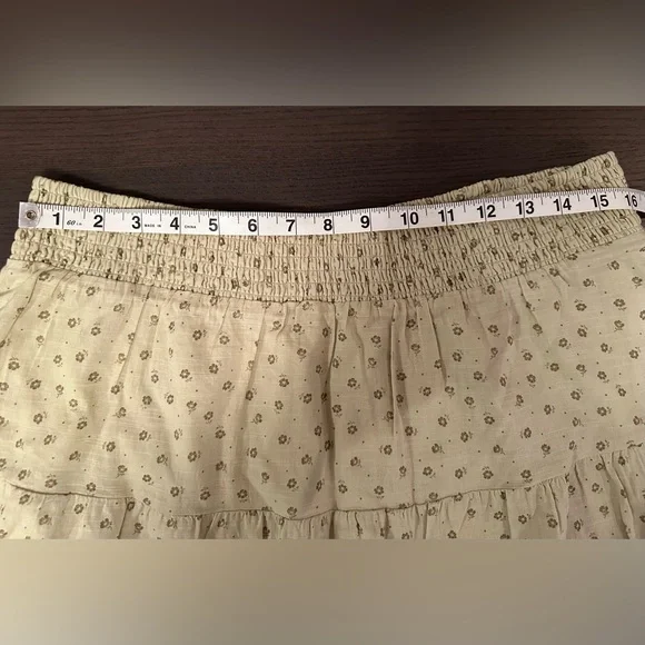 BP Printed Tiered Ruffle Miniskirt L - Picture 9 of 13